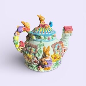 Merc Asia Bunny Cottage Teapot 1999 – Whimsical Rabbit Garden Teapot